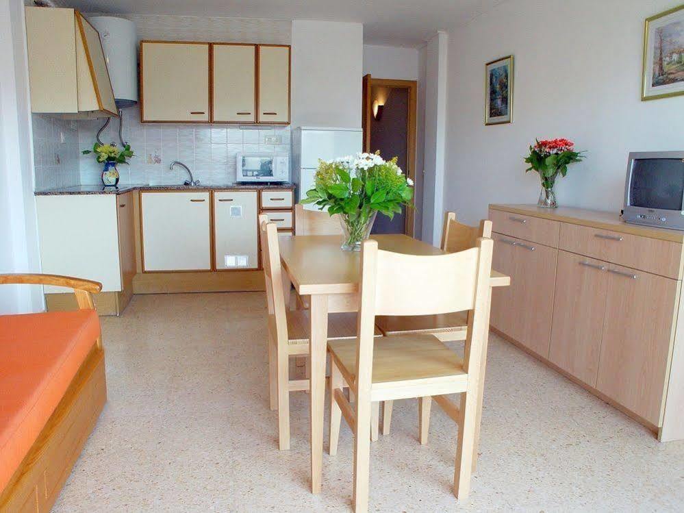 Ferienwohnung Zeus Sant Jordi Salou Exterior foto